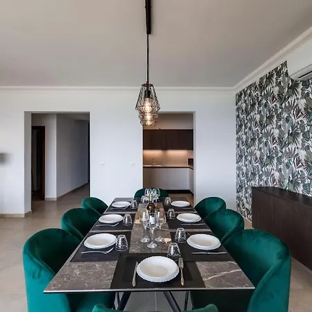 度假居 602 3bed Seafront With Pool By Homely *