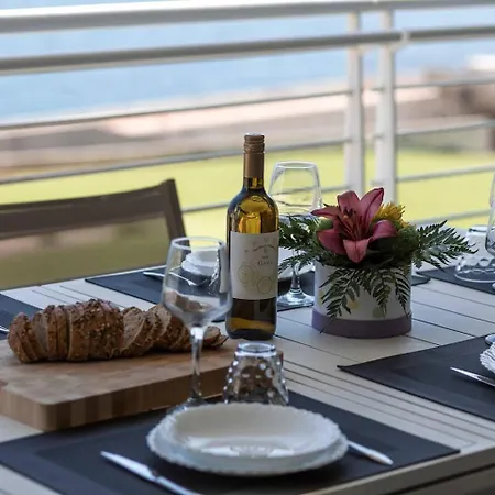 602 3bed Seafront With Pool By Homely Дом отдыха Слима