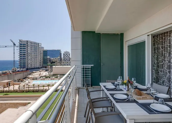 Holiday home 602 3bed Seafront With Pool By Homely