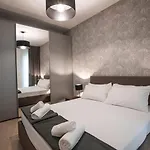 펜션 602 3bed Seafront With Pool By Homely 슬리에마