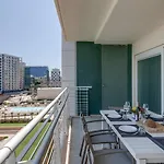 펜션 602 3bed Seafront With Pool By Homely
